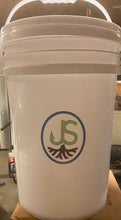 Load image into Gallery viewer, JSOutfitter 6 gallon bucket