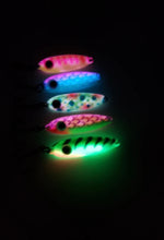 Load image into Gallery viewer, Larson&#39;s Quality Jigs - Eye Candy Rattle Spoon kit - Glow Jigs